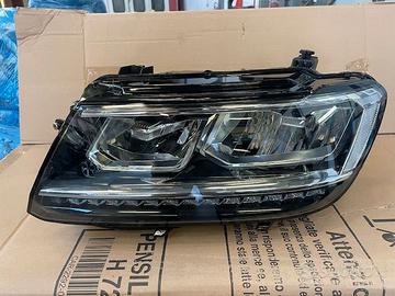 Faro anteriore sx VW Tiguan 2020