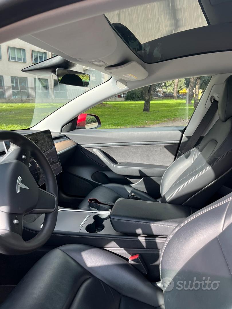 Tesla Model 3 2021 photo 3