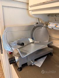 Affettatrice semi-professionale ESSEDUE