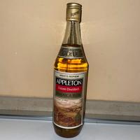 APPLETON GOLD ESTATE DISTILLED JAMAICA RUM 1990