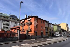NEGOZIO A LEGNANO