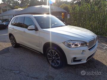 BMW X5 XDRIVE 25D AUTOM. 231CV 7POSTI TETTO NAV