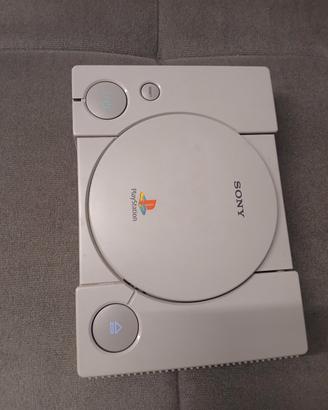 PlayStation  1 completa e funzionante 