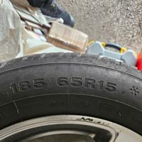  4 gomme invernali misura  185/65 r 15