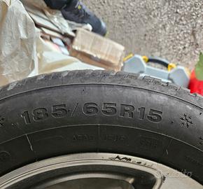  4 gomme invernali misura  185/65 r 15