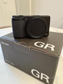 Ricoh - gr IIIx (Come Nuova)