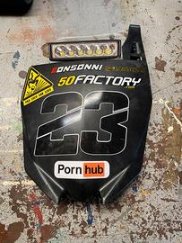 Mascherina con faretto