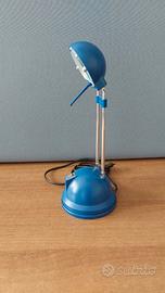 lampada elettrica da scrivania o comodino cobalto