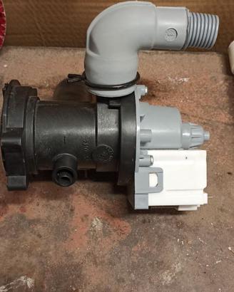 Ricambi Lavatrice Whirlpool FFSP8 pompa di scarico
