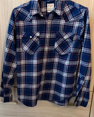 Camicia : “Levi’s”
