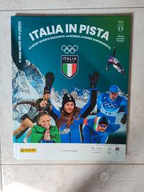 Album con fig. Panini Italia in Pista Milano Corti
