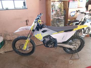 Husqvarna  2024 FC 250