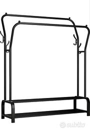 Porta abiti da terra