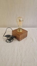 Lampada in legno di ciliegio