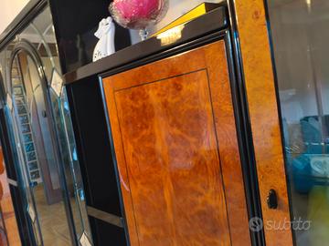 Mobile da soggiorno in legno di radica