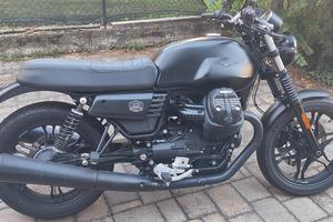 moto guzzi V7 III stone night pack