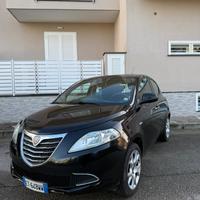 Lancia Y anno 2014  1.2 benz/GPL