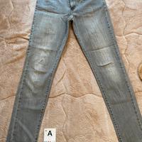 Jeans Levi's dinna modello skinny taglia XS