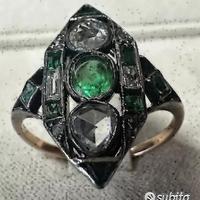 Anello anni 30 oro argento diamanti e smeraldi