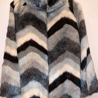 Pelliccia molto bella Bata