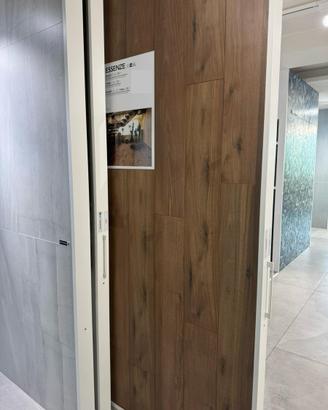 Piastrelle in gres effetto legno