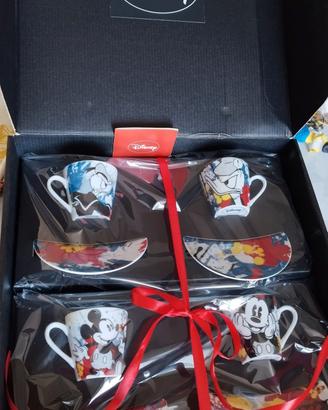 Set Disney tazzine e piattini, firmati Egan