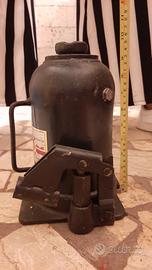 Crick idraulico iveco