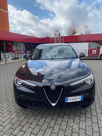 Algo Romeo Stelvio first edition 2.0 280cv