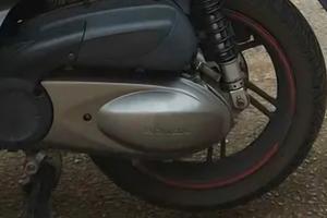 ricambi sh 300 abs 2019