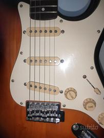 CHITARRA ELETTRICA FENDER SQUIER STRATOCASTER