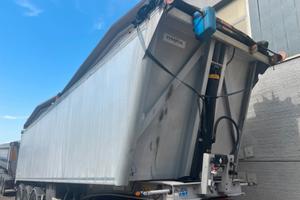 semirimorchio 3 assi Tisvol ribaltabile da 45 m3