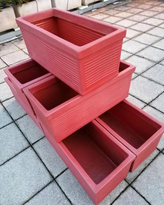 FIORIERE IN PVC RIGATE COLOR TERRACOTTA