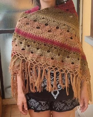 scialle fatto a mano