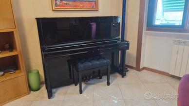 Pianoforte Yamaha U1  nero lucido 