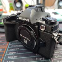 Olympus e-M1