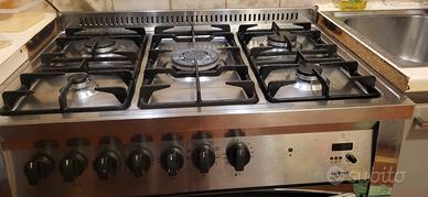 cucina a gas 5 fuochi 