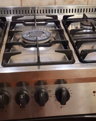 cucina a gas 5 fuochi 