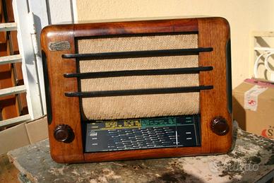 Radio Carisch Veneto restaurata e funzionante