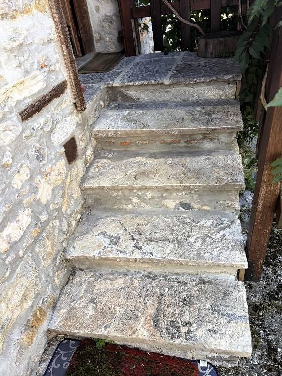 Rustico / Casale di 69 m² con 2 locali a Savogna - Vista 5