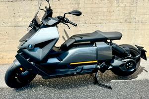 BMW CE04 Maxi Scooter Elettrico Unico proprietario