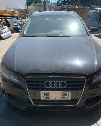 AUDI A4 2.0 D - ANNO 2010 - PER RICAMBI