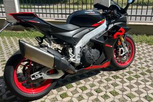 Aprilia RSV4
