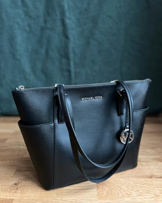 Michael Kors Jet Set Large Tote in pelle – Nero