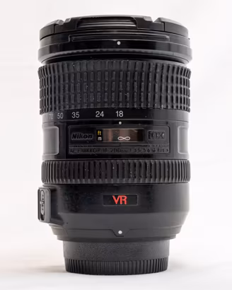 Nikon AF-S Nikkor 18-200mm f/3.5-5.6G IF-ED DX VR