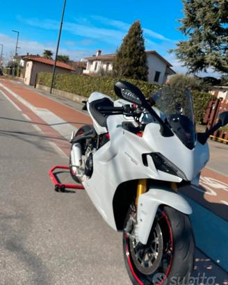 Ducati Supersport 950S