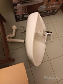 Lavandino ceramica bianca