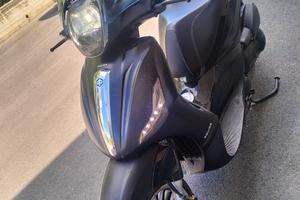 piaggio Beverly Police 300