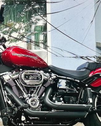 Vince & Hines Harley Davidson breakout 114