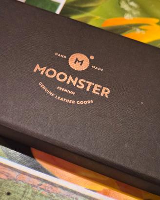 Moonster Porta Cellulare in Pelle

