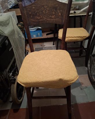 2 sedie vintage con cuscini estraibili